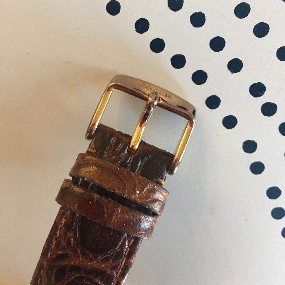 FOSSIL LEATHER WATCH - Picture 4 of 7